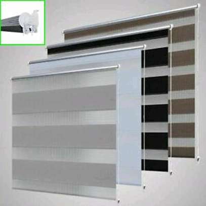 OFFICE ROLLER BLINDS image 9