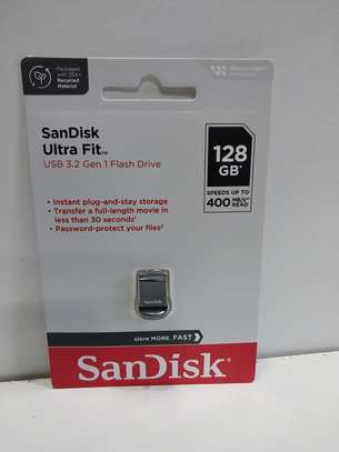 SanDisk Ultra Fit™ USB 3.1 Flash Drive 128GB -High-speed, image 2