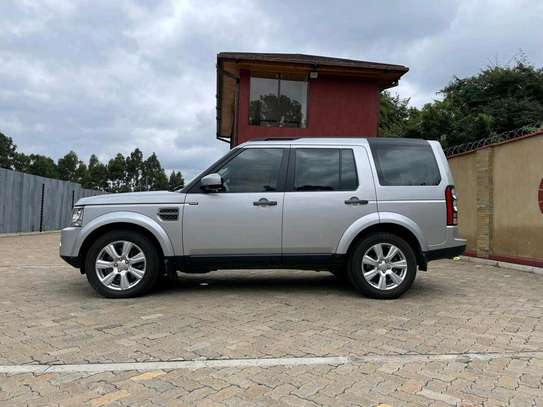 2016 Land Rover discovery 4 diesel image 4