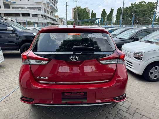 Toyota Auris 2018 image 9