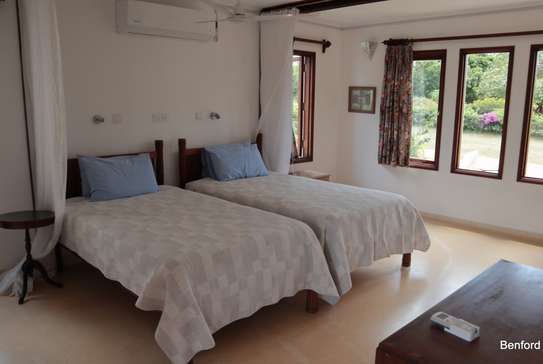 4 Bed Villa in Vipingo image 6