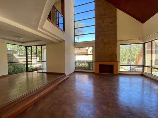 6 Bed Townhouse with En Suite in Lavington image 11