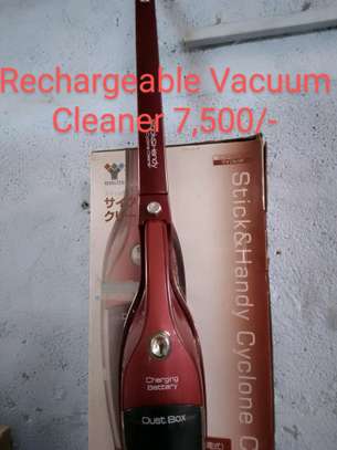 Rechargeable Vacuum Cleaner image 2