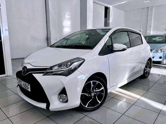 Toyota vits newshape fully loaded manual image 10