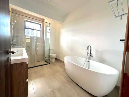 4 Bed Apartment with En Suite at Rosslyn image 36