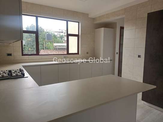 4 Bed Apartment with En Suite in Westlands Area image 6