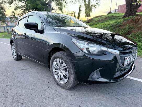 Mazda demio 2016 image 4
