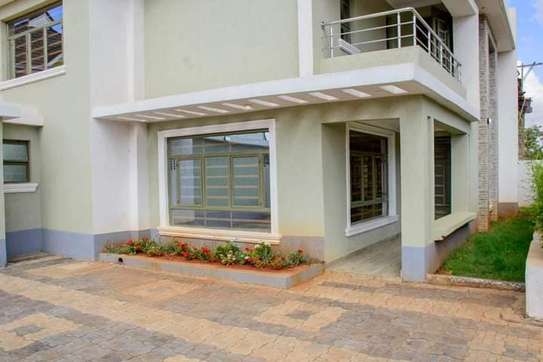 4 Bedroom Townhouse with Sq for sale in Varsityville, Ruiru image 2