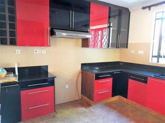 5 bedroom townhouse for sale in Lavington image 2