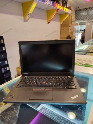 Lenovo ThinkPad X250 Core i5 8GB Ram 180SSD. image 2