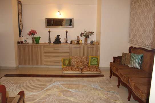 3 Bed Apartment with Staff Quarters in Hurlingham image 8