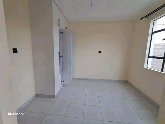 3 Bed House with En Suite in Kitengela image 4