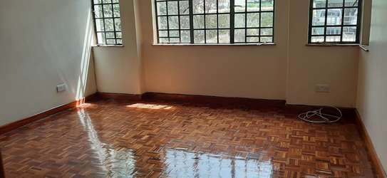 4 Bed Townhouse with En Suite in Westlands Area image 15