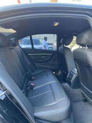BMW 318i image 5