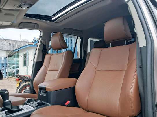 Toyota. Land Cruiser Prado grey image 12