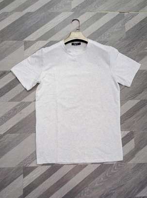 _*Cotton High Quality Original Designer Unisex Plain T Shirts*_ image 1