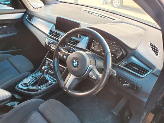 BMW 218i image 9