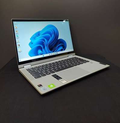 Lenovo Flex 5 360 laptop image 2