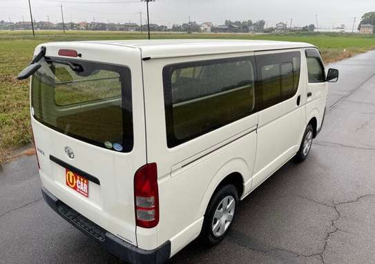 TOYOTA HIACE (we accept hire purchase) image 1