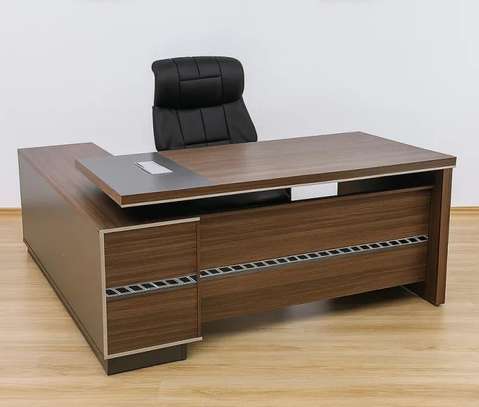 Office Desk: 1600mm Walnut Office Desk image 1