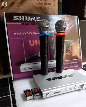 Shure Wireless Microphone image 1