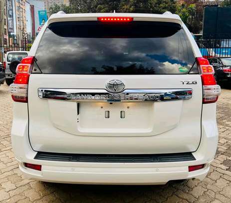 Toyota Prado TZG on special offer image 5