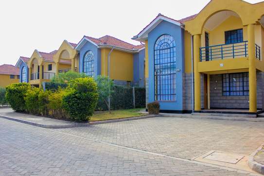 3 Bed Townhouse with En Suite at Off Mombasa Road image 2