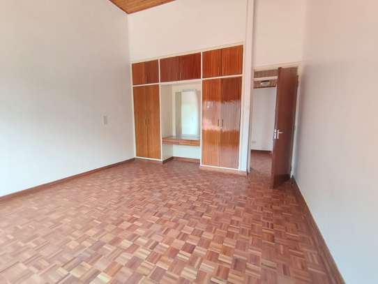 4 Bed House with Garden in Gigiri image 14