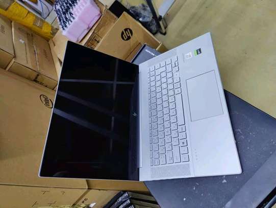 Hp Envy 15 G7  core i7 image 2