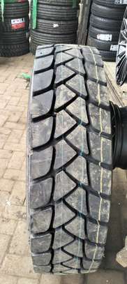 315/80/22.5 onyx tyres image 1
