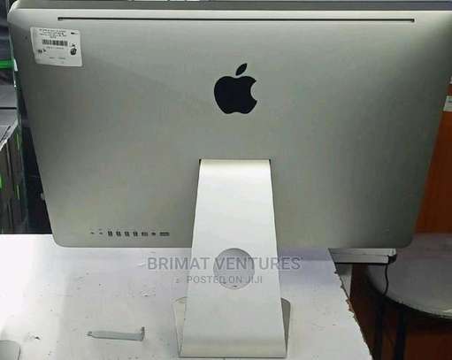 Apple iMac 11 intel core i3 image 2