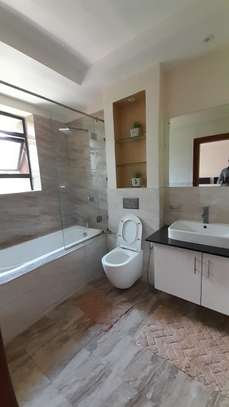 Furnished 3 Bed Apartment with En Suite in Riverside image 14
