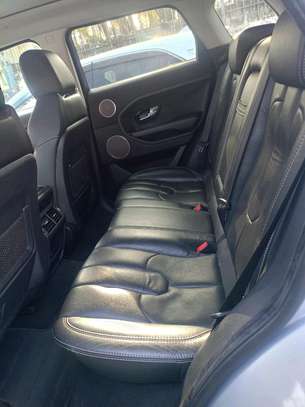 Range rover Evoq image 4