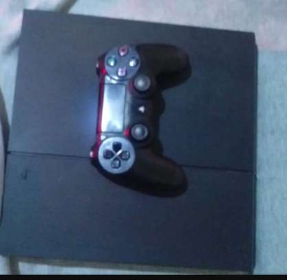 UK Ps4 Used 500gb Console image 1