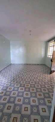 2 bedroom to let in Kamulu image 1
