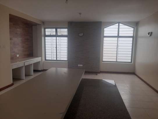Serviced 2 Bed Apartment with Parking at Trans View Avenue image 10