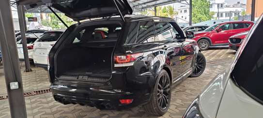 Range Rover sport SVR Black 2018 image 12