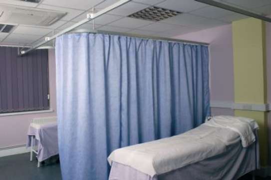 Emergency hospital curtains image 3