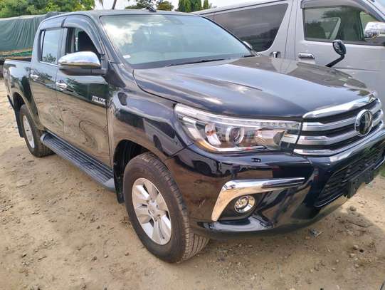 Toyota Hilux double cabin 2016 image 4