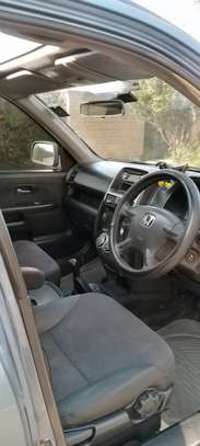 Honda CRV with sunroof, very clean image 6