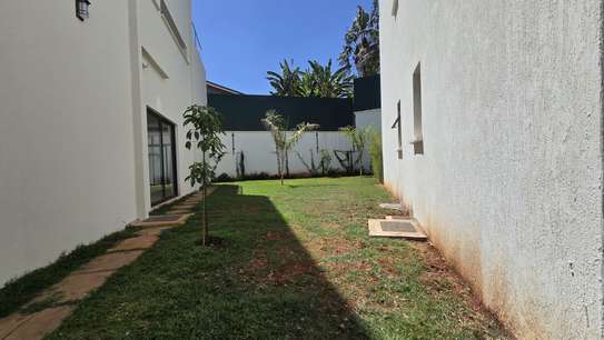 Brand New 5-Bedroom Modern House – Lavington | Rent KSh 500K image 5