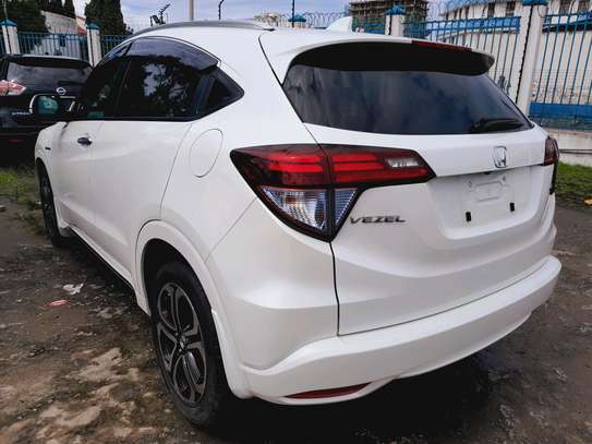 Honda Vezel-hybrid white 2016 image 2