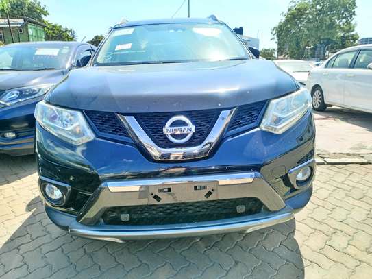 Nissan X-trail 2015 7 seater image 1