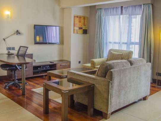 Serviced 1 Bed Apartment with Aircon at Ojijo Road image 5