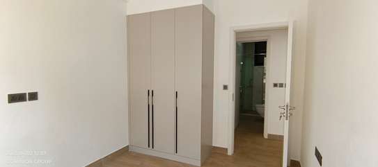 2 Bed Apartment with En Suite at Riverside Drive image 1