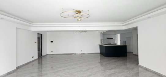 4 Bed Apartment with En Suite in Lavington image 11