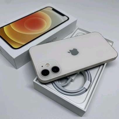 Apple Iphone 12 256Gb White image 4