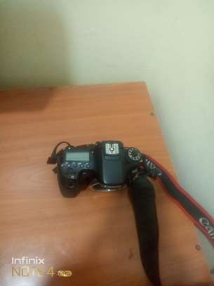 canon 70d body only image 1