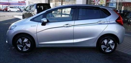 Silver Honda Fit hybrid KDL (MKOPO/HIRE PURCHASE ACCEPTED image 5