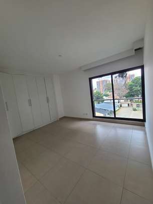 Serviced 2 Bed Apartment with En Suite in Lavington image 4